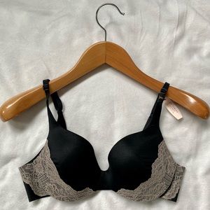 Victoria Secret Lined Demi Bra Black Gray Lace